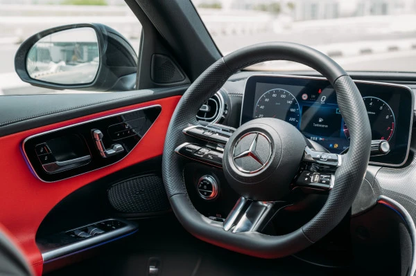  Black Mercedes C200 Photo 