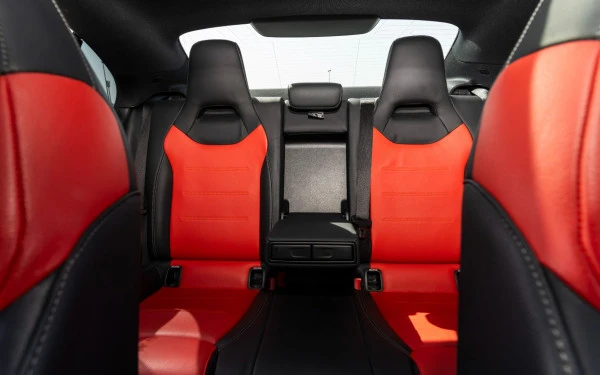  Black Mercedes CLA250 Photo 