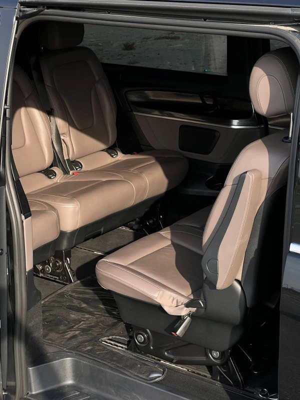  Black Mercedes V250 8S Photo 