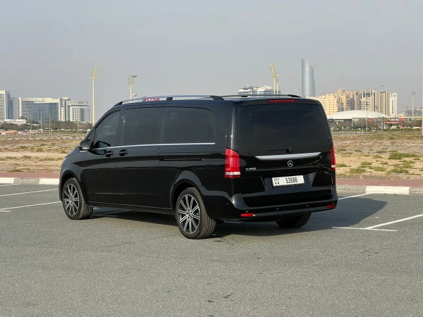  Black Mercedes V250 8S Photo 