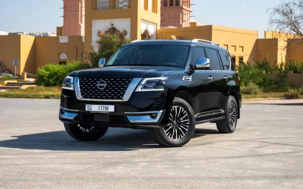  Black Nissan Patrol Platinum Photo 