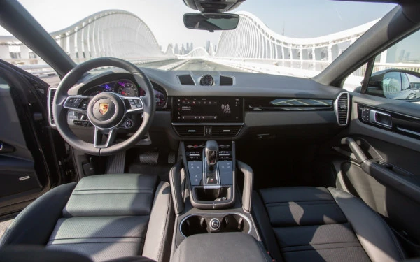  Black Porsche Cayenne coupe Photo 