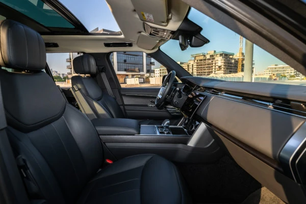  Black Range Rover Vogue HSE Photo 