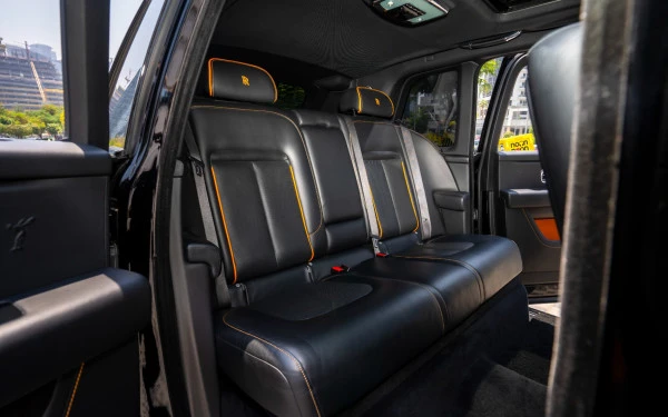  Black Rolls Royce Cullinan Photo 