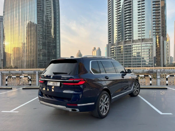  Blue BMW X7 Photo 