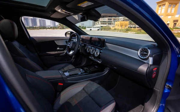  Blue Mercedes A200 Photo 