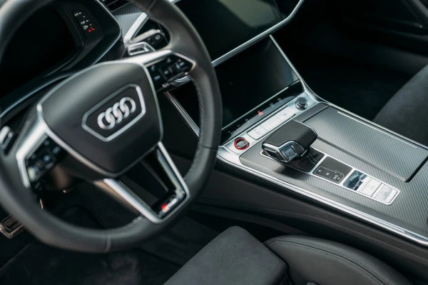  Grey Audi RS6 Photo 