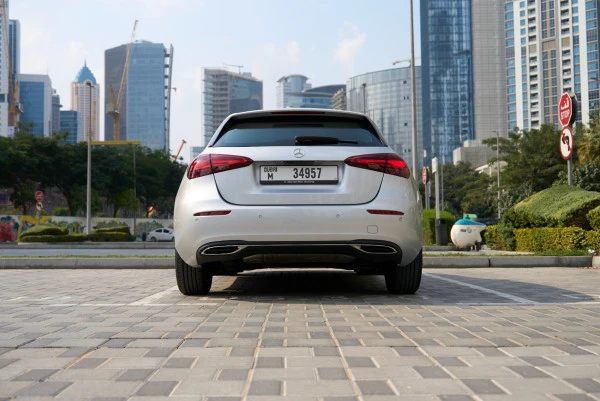  Grey Mercedes A180 Photo 