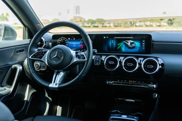  Grey Mercedes A180 Photo 