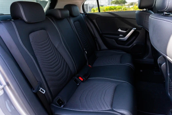  Grey Mercedes A180 Photo 