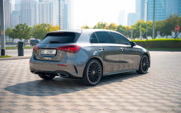  Grey Mercedes A200 Photo 