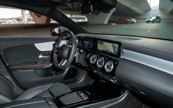  Grey Mercedes CLA200 Photo 