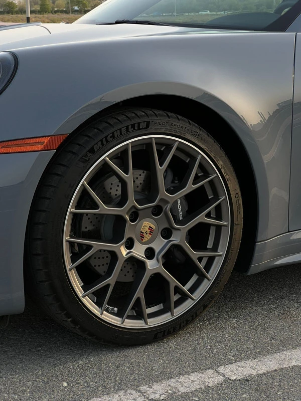  Grey Porsche 911 / Carrera Photo 