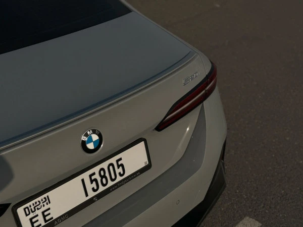  Nardo grey BMW 520i Photo 
