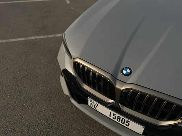  Nardo grey BMW 520i Photo 