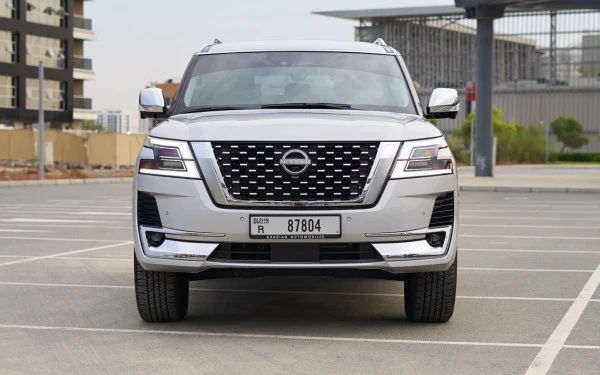  Silver Nissan Patrol Platinum V6 Photo 