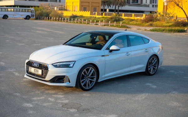  White Audi A5 Photo 