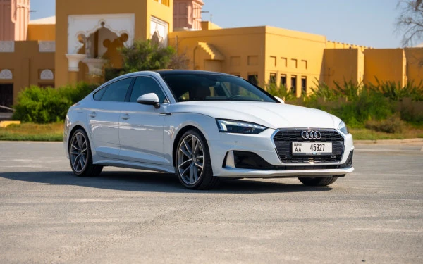  White Audi A5 Photo 