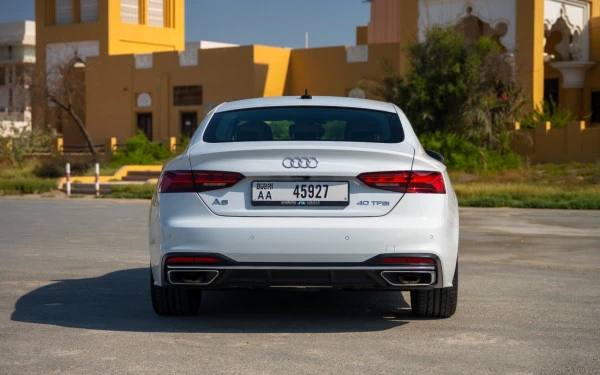  White Audi A5 Photo 
