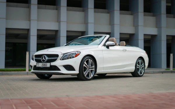  White Mercedes C300 cabrio Photo 